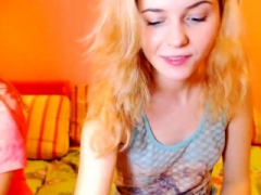 18-19 year old amalianilsson fingering herself on live live camera