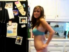 Hot hooters chick disrobes and additionally teases on livecam