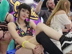 Ivy Minxxx goes wild live at EXXXOTICA 2022