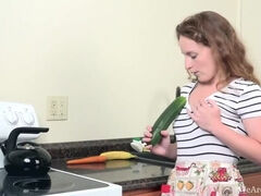 Ana Molly's Veggie Delight: A Solo Hairy Brunette Experience