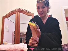 Vends-ta-culotte - JOI and CEI with a sponge by a young and sexy dominatrix