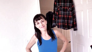 Stunning stepmom is going to take care of that boner