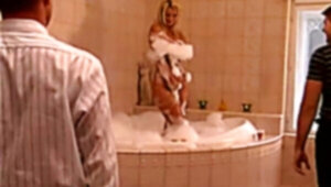 Hana Melonova DOUBLE PENETRATION in Bathroom