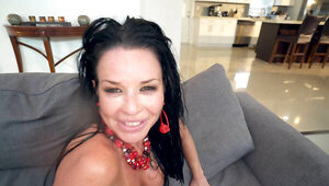 Veronica Avluv DPd by both Oliver Flynn and Charlie Mac