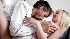 Submissive blonde wants stepfather to bang her like a good girl