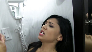 Banging a Latina pussy on the bathroom counter