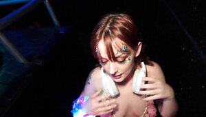 Big ass disco babe gets an orgasm in the silent club