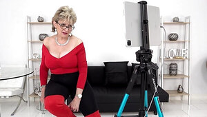 Sweet and horny grandma learns how to be a webcam model