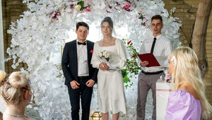 Horny bride fucks the priest at her own wedding ceremony