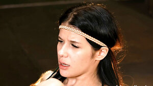 Hot Sluts Celebrate Thanksgiving In Hard Group Sex