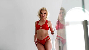 Cherry Kiss wants 10 dicks and 1 dick less