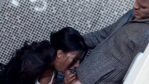 Elicia Solis is into public sex in a raunchy fucking spot