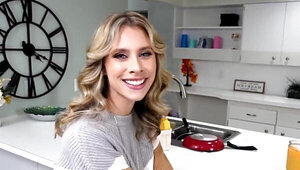 Blonde stepmom wants to celebrate Mardi Gras thru sex
