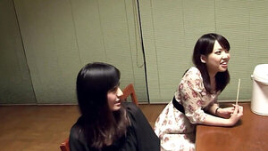 Daring teasing from Japanese women who know what's up