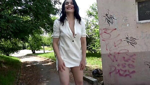 Public pleasures for a brunette with a very pretty face