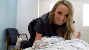 Hungry patient relaxes with gorgeous nurse Jane Douxxx