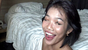 Amazing facial after the end of intense screwing for a Thai