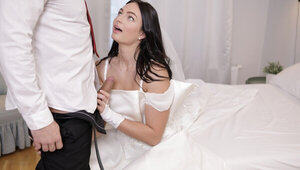 Leane Lace is into wedding day rimming and hardcore sex