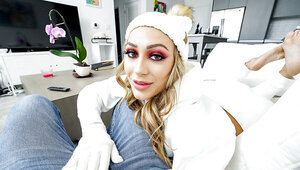 Ana Rose looks cute in her wintery outfit and sucking dick