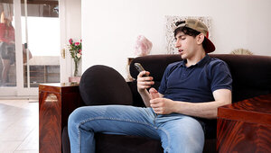 Lauren Phillips wants her stepson to knock her up for real