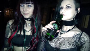 Boys found punk chicks who were drunk enough to fool around