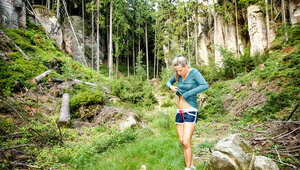 Kinky chick with a nice figure goes deep in the woods