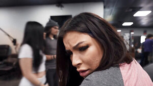 Tyler Steel wlaks at the gym and looks for Diamond Franco