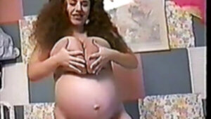 Babe Moons 9 Months Pregnant & Bustin