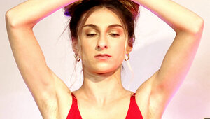 Horny Yoga instructor tongue-fucks three lovely babes
