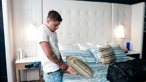 Thick MILF orgasming because of a super girthy penis