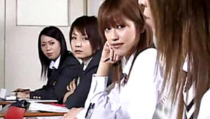 Japanese school women seducing and smooching 1-trio (MrNo)