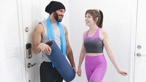 Sporty babe tries stunning anal with her personal trainer