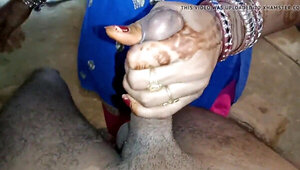 Wife with mehendi strokes and blows Indian hubby's cock