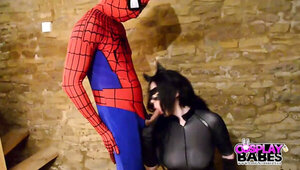 Catwoman Vs Spiderman