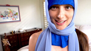 Cutie covered in a hijab gives her pussy to a family friend