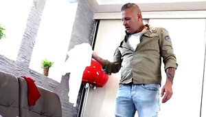 Stepdaughter eats daddy's big ass because she is a baddie