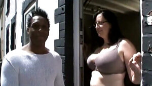 Even chubby MILF pussies deserve to get banged hardcore