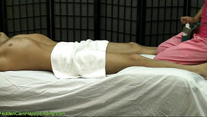 Hidden Cam Ashiatsu rubdown with sole.mitt glad finishing