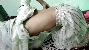 Big booty Indian is getting fucked on her honeymoon