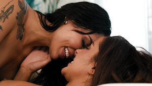 Hot Brunette Invites Neighbor To Cum In Lesbian Sex