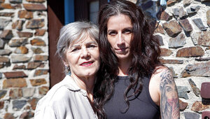 Mature women take cock in public and it looks great