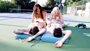 Two girls showing their skills and fucking on the court