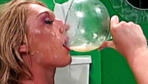 WOMEN DRINKING 800 JIZZ SHOTS IN 15 MINUTES (blend)