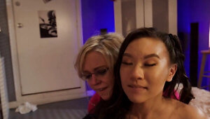 Asian girl cannot wait to get a faceful of white MILF ass