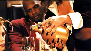 Sexy blonde beauty's relaxing FFM threesome with a BBC