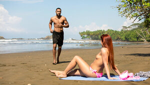 Beach bang with a redheaded girl that loves BBC