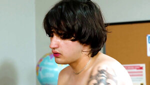 Lucky lad with a big cock is banging two thick girls