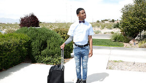 Thick MILF seducing the black lad for a deep penetration