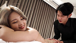Oily hottie Meng Ruoyu getting fucked in missionary
