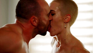 Buzzcut beauty gets fucked in reverse cowgirl big time